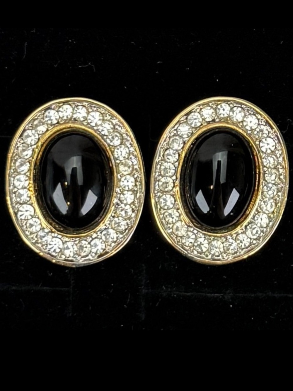 Pretty vintage, goldtone, black bling, weighted pierced earrings